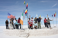 Picture Uyuni Salt Flats Tours (2 Days/1 Night), Bolivia. Tours en , Bolivia