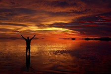 Picture Uyuni Salt Flats Tours (2 Days/1 Night), Bolivia. Tours en , Bolivia